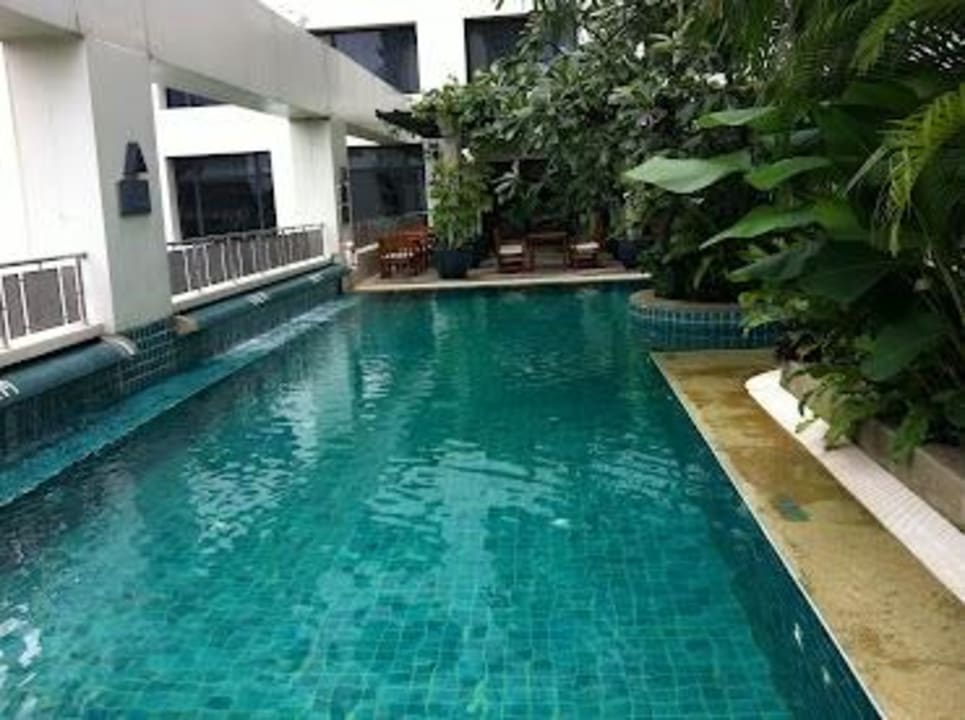 Gross aber kalt Grand Mercure Bangkok Atrium