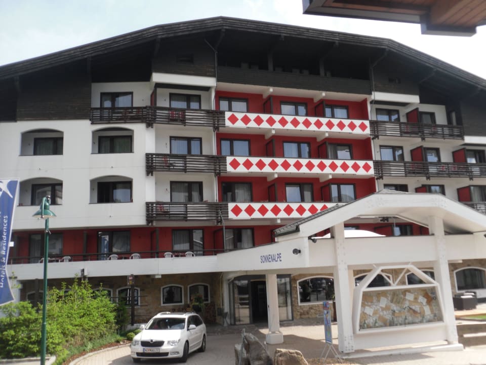 Haupteingang Alter-Teil Falkensteiner Hotel Sonnenalpe