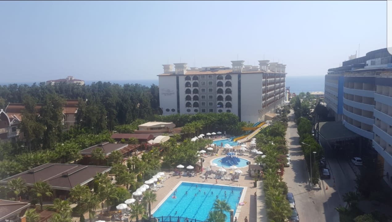 Außenansicht Dizalya Palm Garden