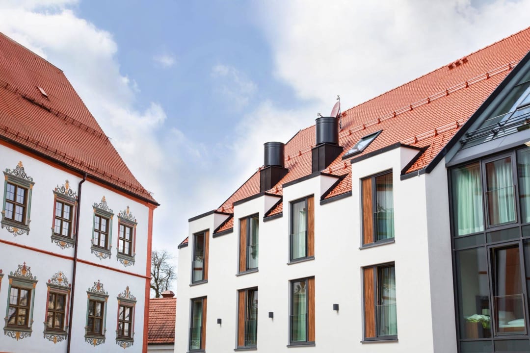 Hotelfassade RiKu HOTEL Weißenhorn