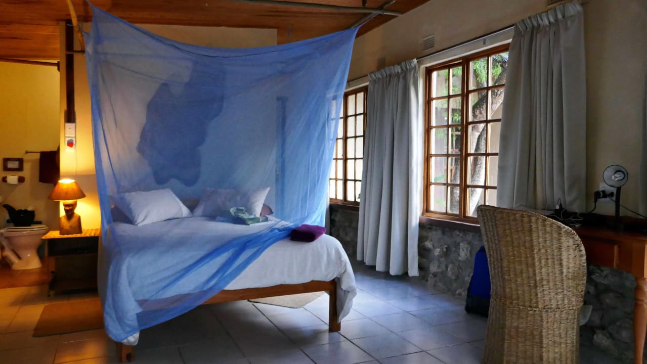 Zimmer Kosi Moon Bed and Breakfast