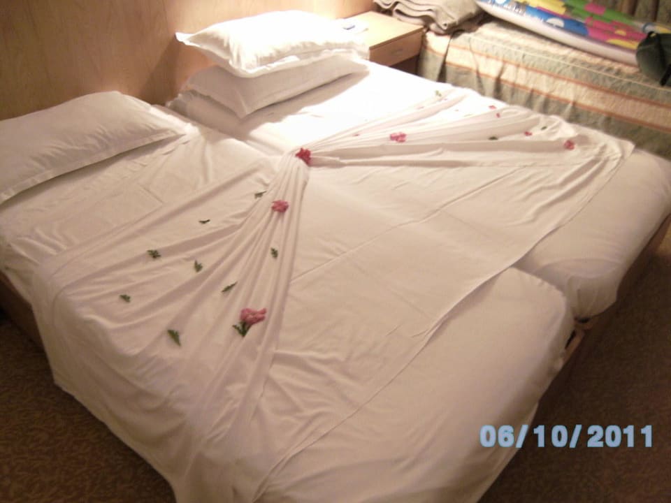 Schön hergerichtetes Bett Hotel El Mouradi Port El Kantaoui