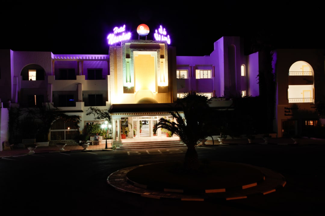 Außenansicht Hotel Nesrine