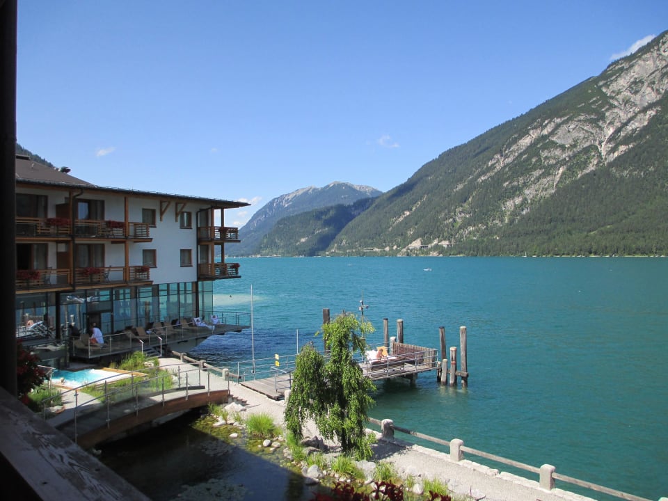 Ausblick vom Balkon Zimmer 123 aja Fürstenhaus am Achensee