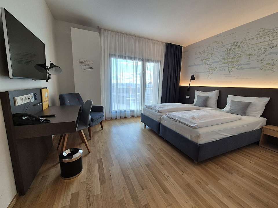 Zimmer JUFA Hotel Hamburg HafenCity