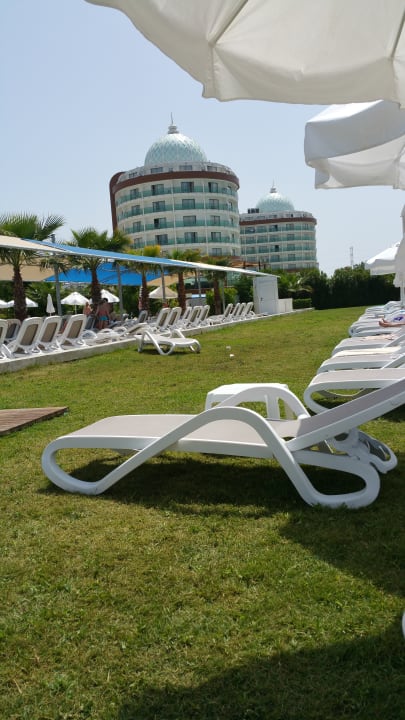 Liegewiese  Dream World Aqua Hotel