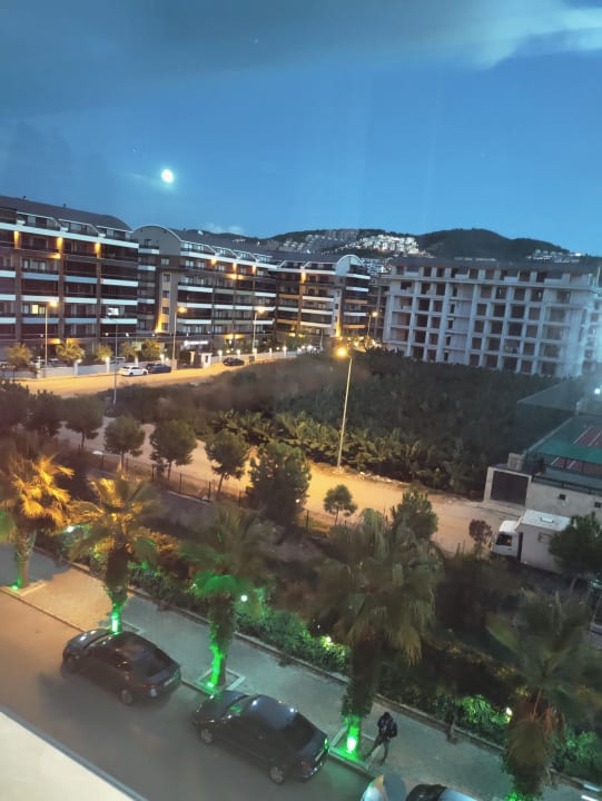 Ausblick The Lumos Deluxe Resort Hotel