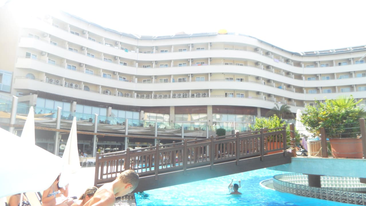 Swimming pool Alaiye Resort & Spa