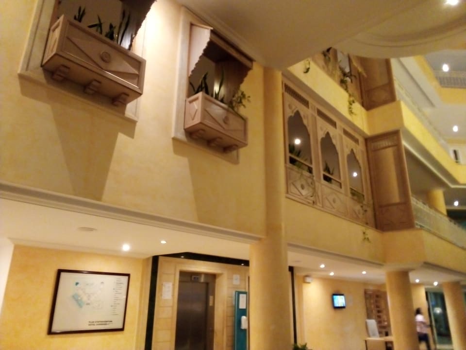 Lobby Iberostar Waves Averroes