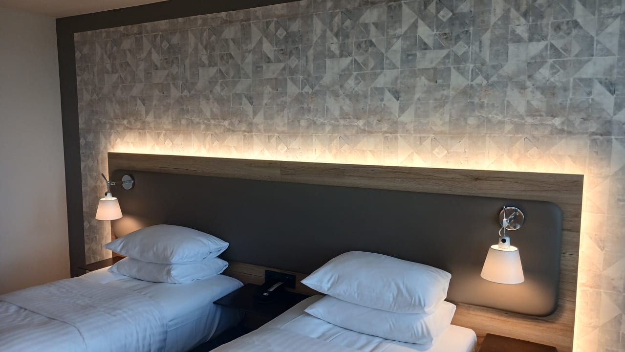 Zimmer Leoso Hotel Leverkusen