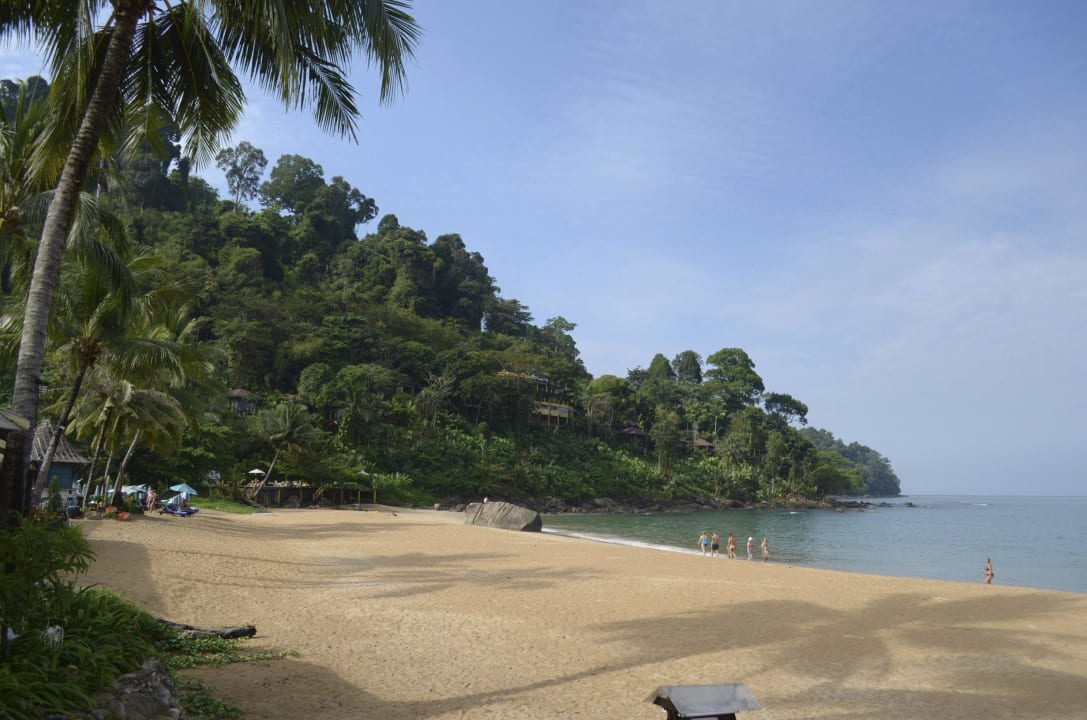 Strand links vom Hotel Hotel Khao Lak Palm Beach Resort