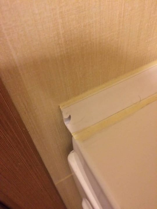 Abgebrochene leisten, so weit das Auge reicht. Calimera Hane Garden