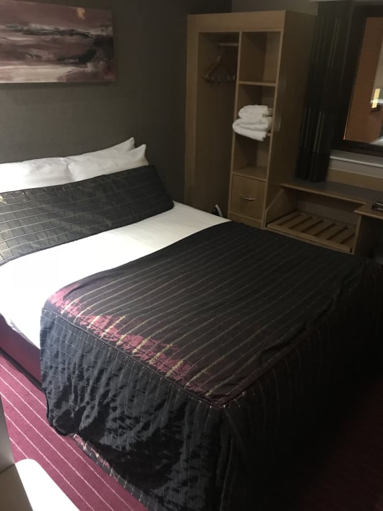 Zimmer Pendulum Hotel