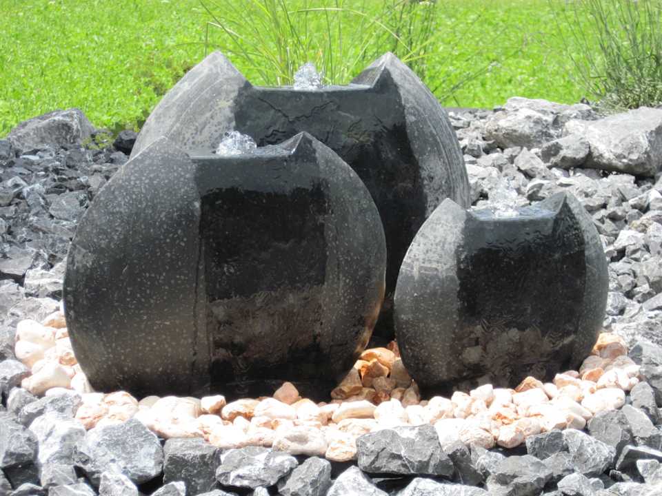 6/11 Wasserspiele mit LED Beleuchtung Pension & Ferienwohnung Solaria