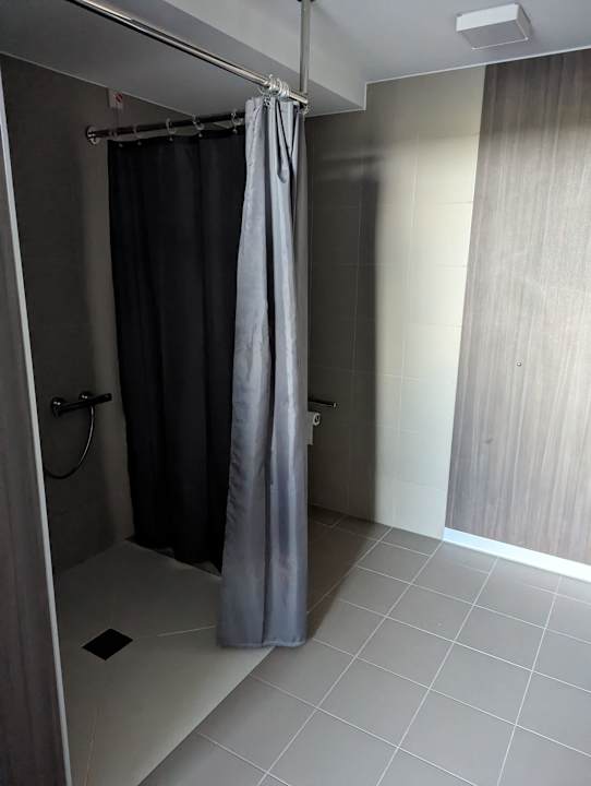 Zimmer Moxy Berlin Airport