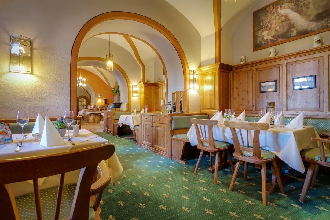 Gastro Hotel Schloss Nebra & Annex Himmelsscheibe