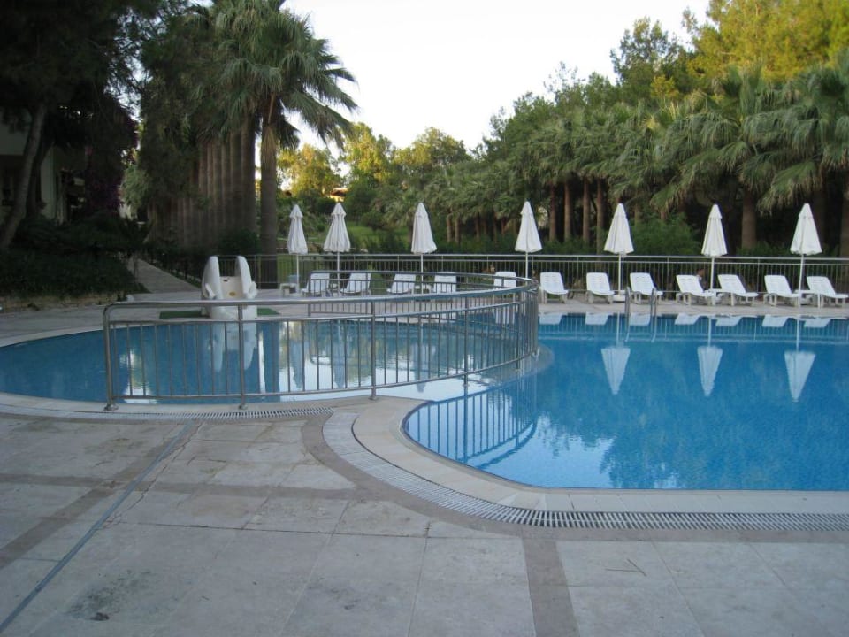Piscine Melas Holiday Village