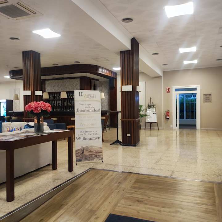 Lobby Hotel Marte