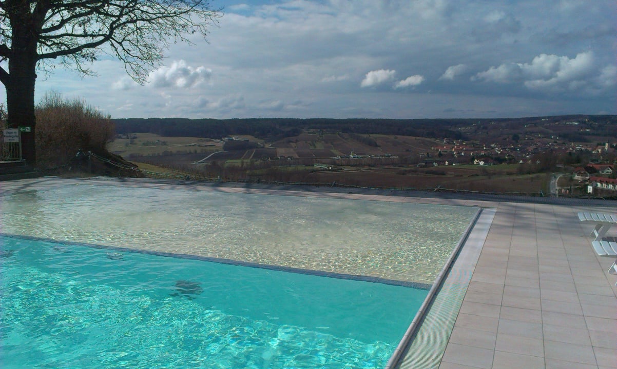 Sportbecken mit Aussicht Hotel & Spa Der Steirerhof Bad Waltersdorf