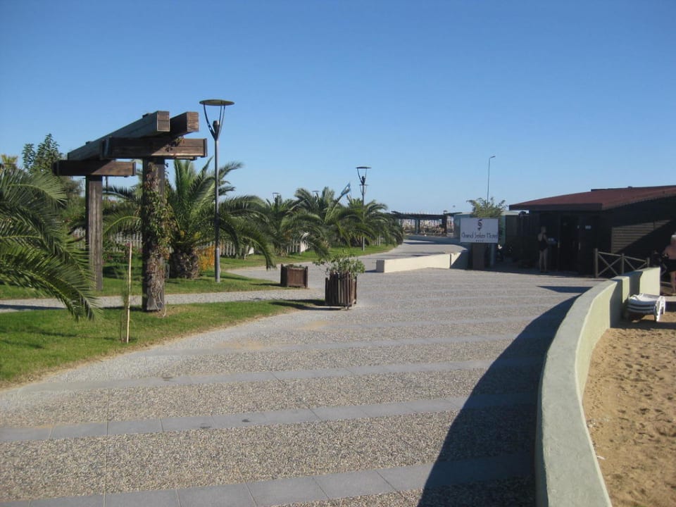 Strandpromenade  Grand Seker Hotel