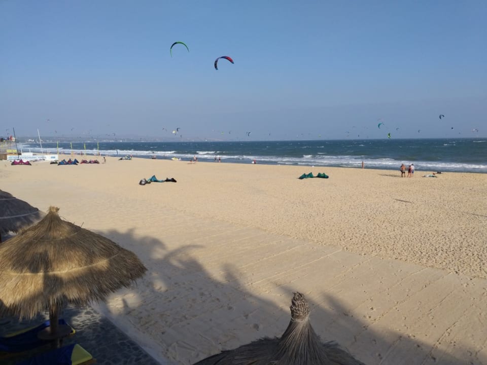 Strand Allezboo Beach Resort & Spa