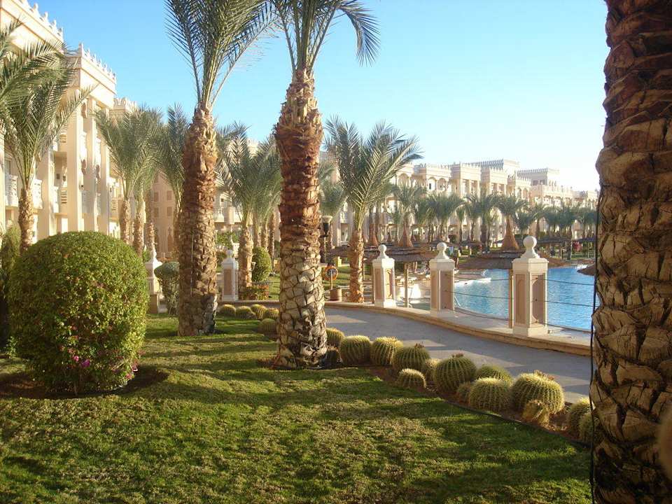 Teil der Gartenanlage Pickalbatros Palace Resort