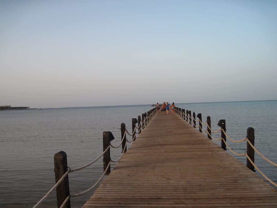 Пирс Stella Beach Resort & Spa Makadi Bay