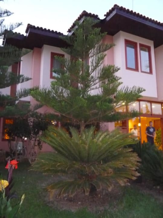 Ein kleines Dorf Club Grand Side