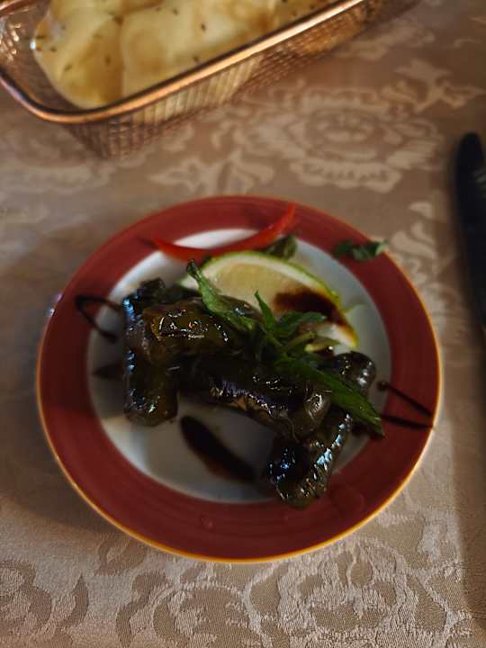Gastro Kaisol Romance Resort