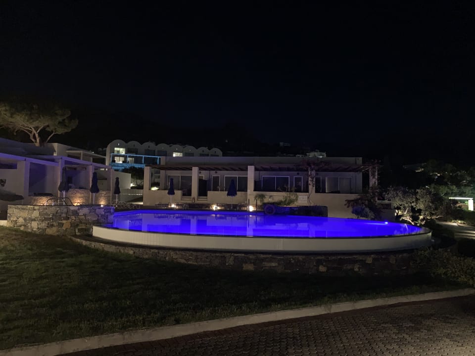 Pool Kakkos Beach Hotel