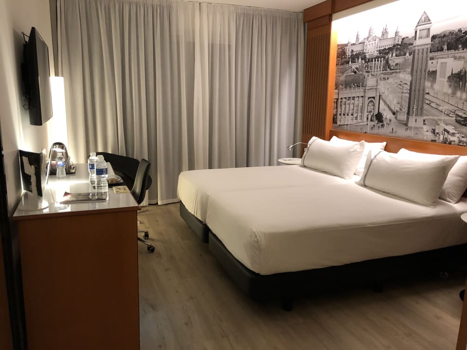 Zimmer INNSiDE by Meliá Barcelona Apolo