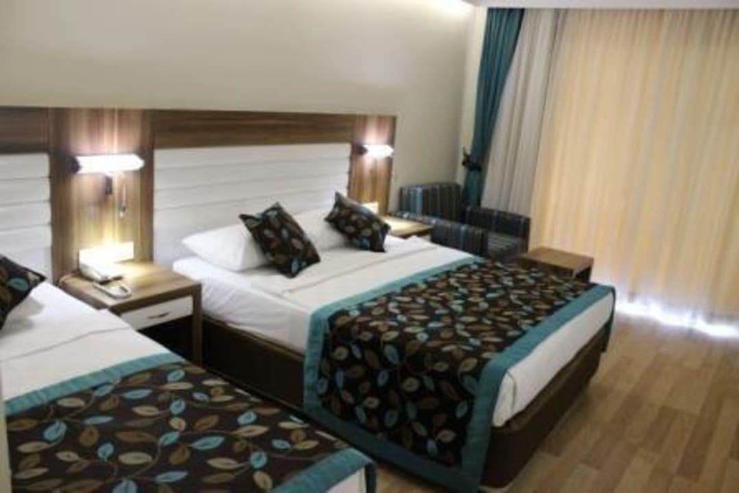 Mehrbettzimmer Dizalya Palm Garden