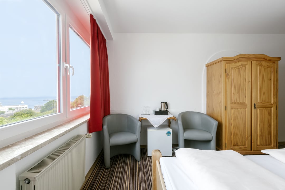 Zimmer Hotel garni Haus Felsen-Eck