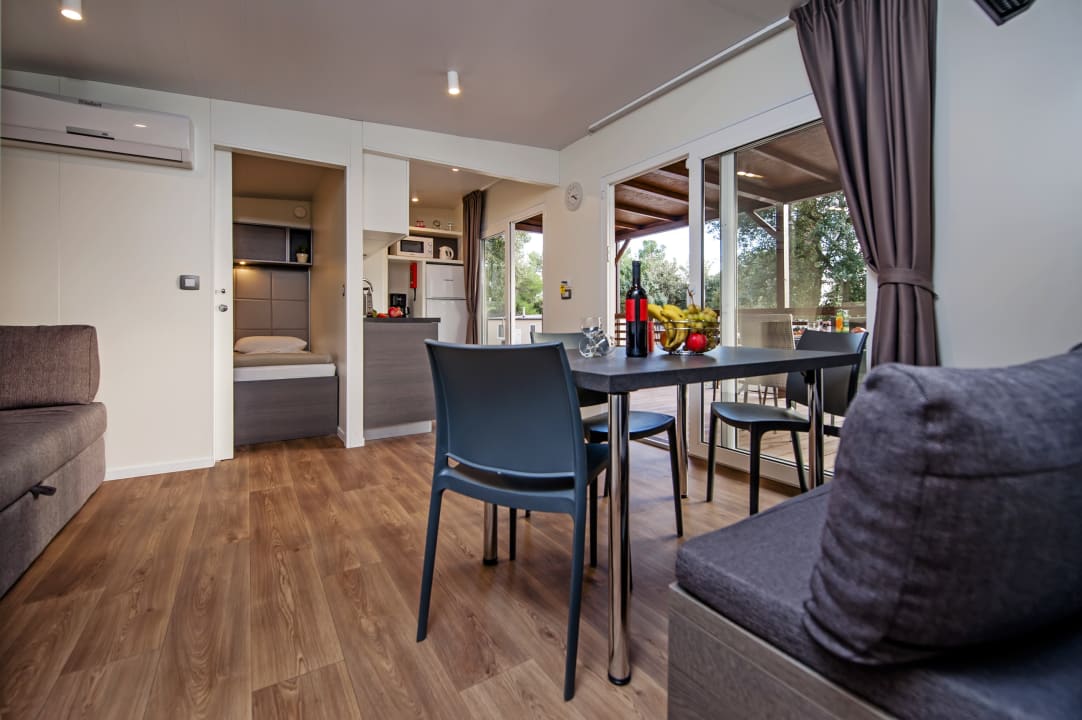 Zimmer Mobile Homes Mediteran kamp in Campsite Porton