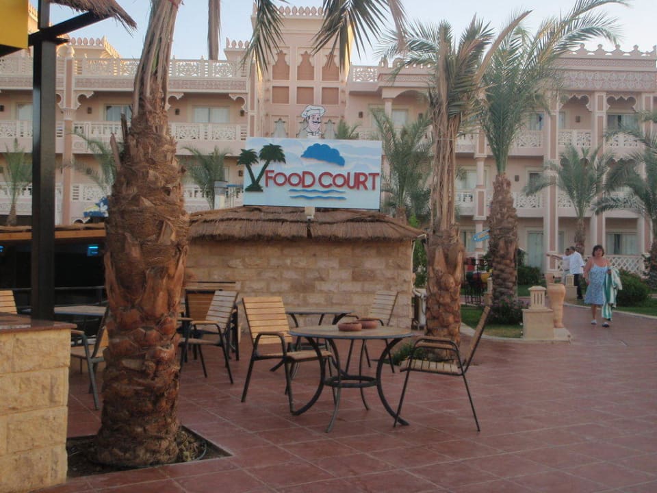 Snackbar - "Foodcourt" Pickalbatros Palace Resort