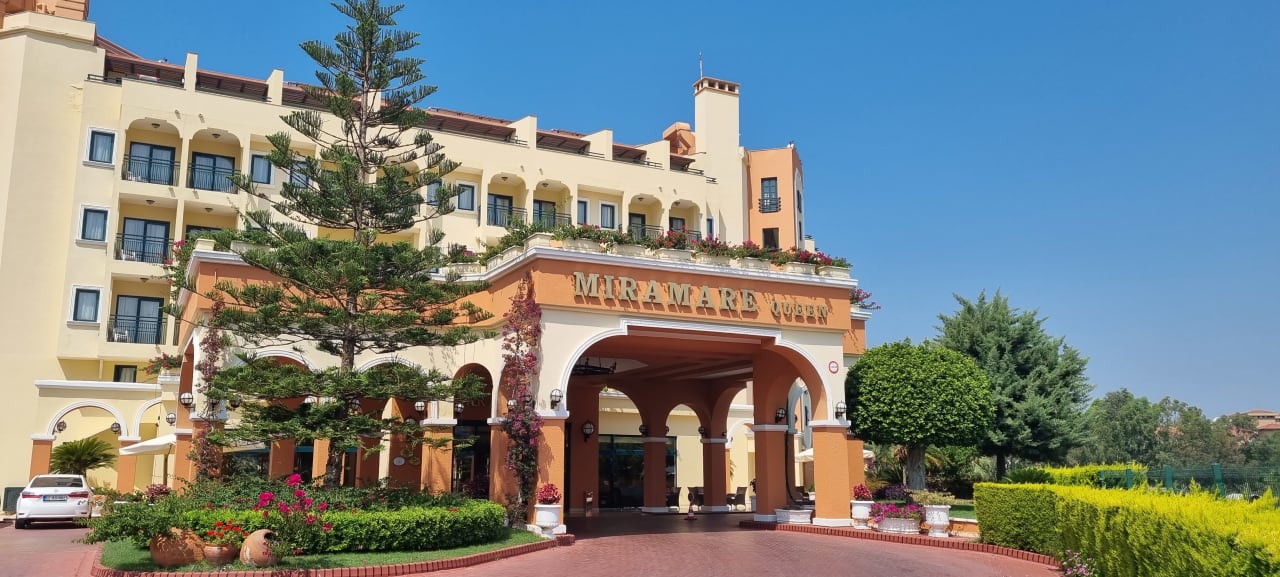 Außenansicht Miramare Queen Hotel