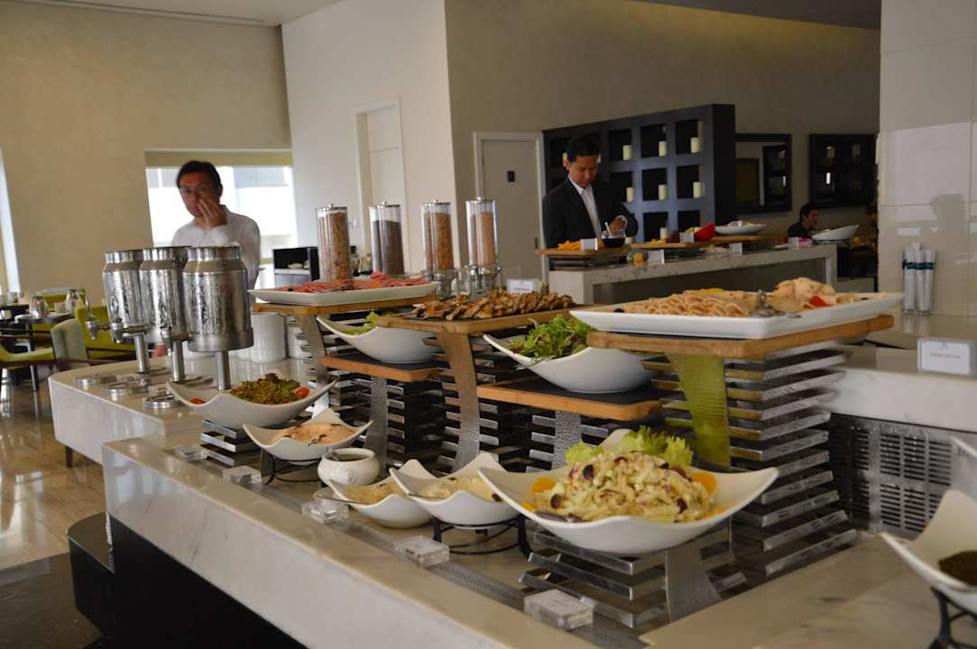 Frühstücksbuffet The Tower Plaza Hotel Dubai