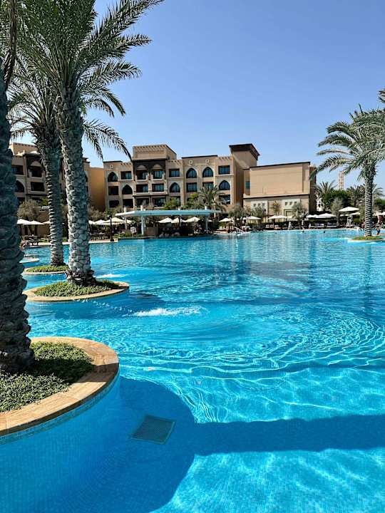 Pool Saadiyat Rotana Resort &  Villas