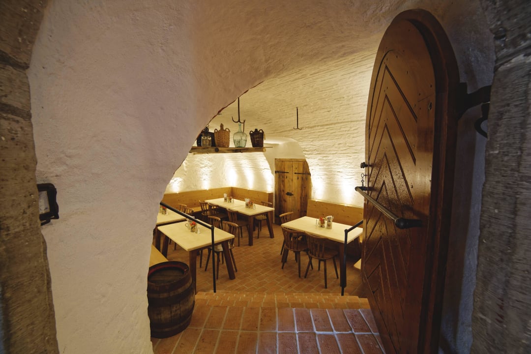 Eingang zum Braukeller  Hofgut Farny