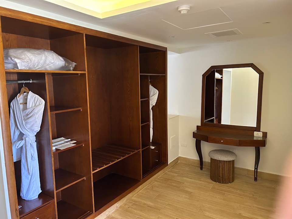 Zimmer Diamond Beach by Pearl Resort