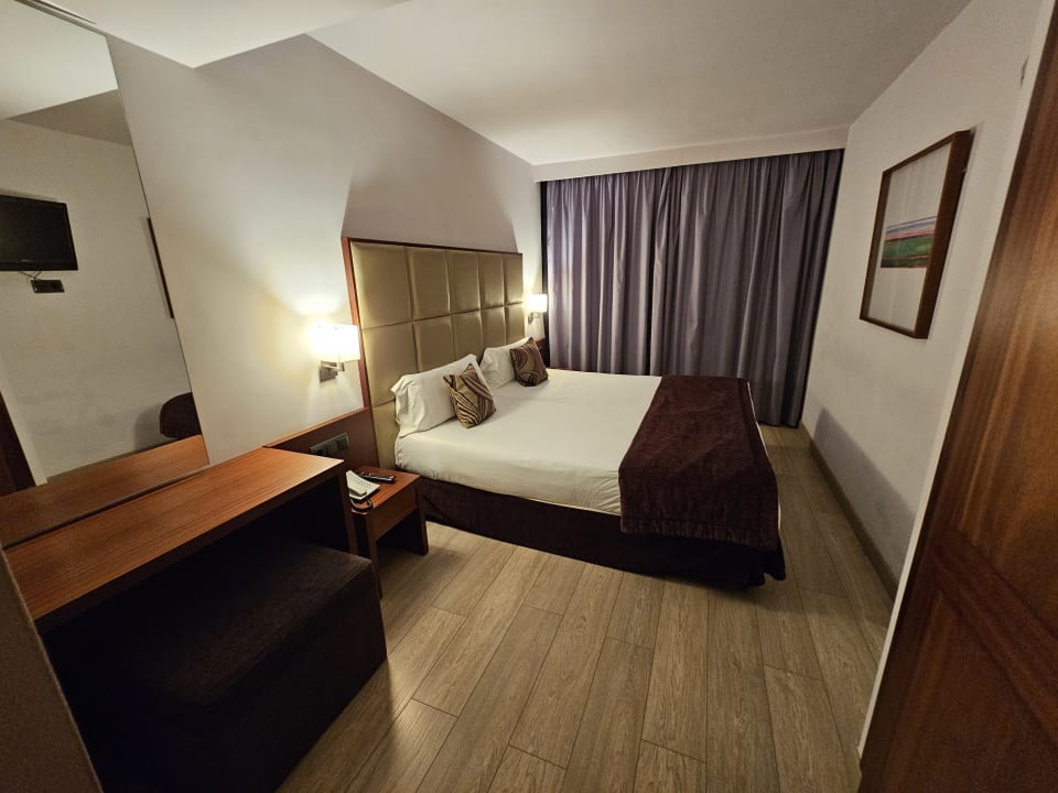 Zimmer Protur Turo Pins Hotel