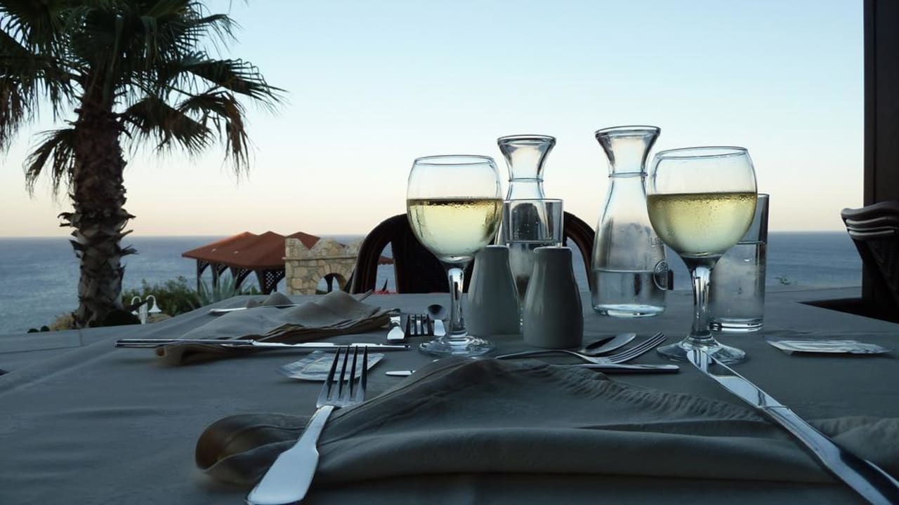 Über den Tellerrand Hotel Kalithea Horizon Royal