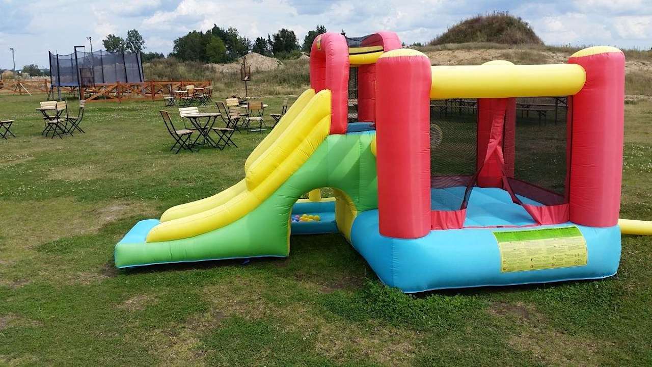 Mini zjeżdżalnia  Hotel Kiston