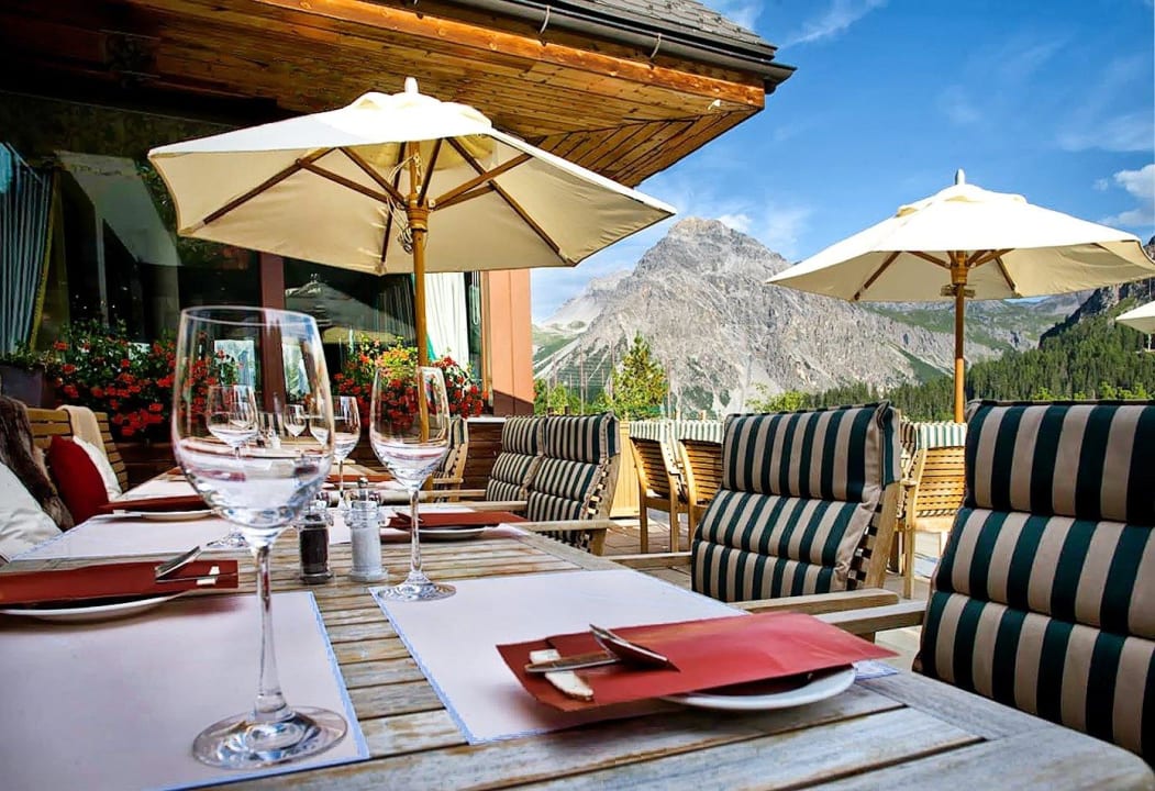 Muntanella The Grand Arosa Pop-up Hotel