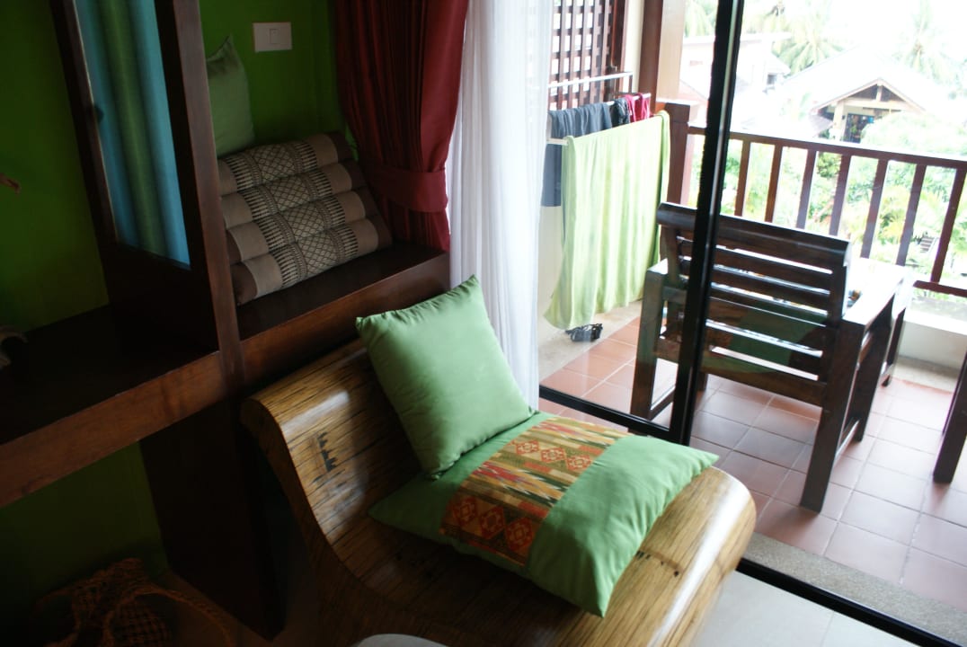 Teil des Zimmers/Balkon Samui Jasmine Resort