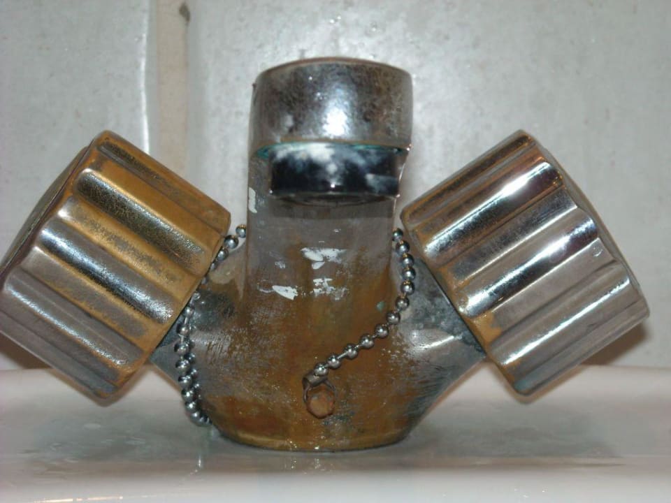 Waschtischarmatur im Bad Mitsis Rodos Village