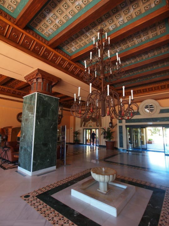 Lobby Iberostar Waves Málaga Playa