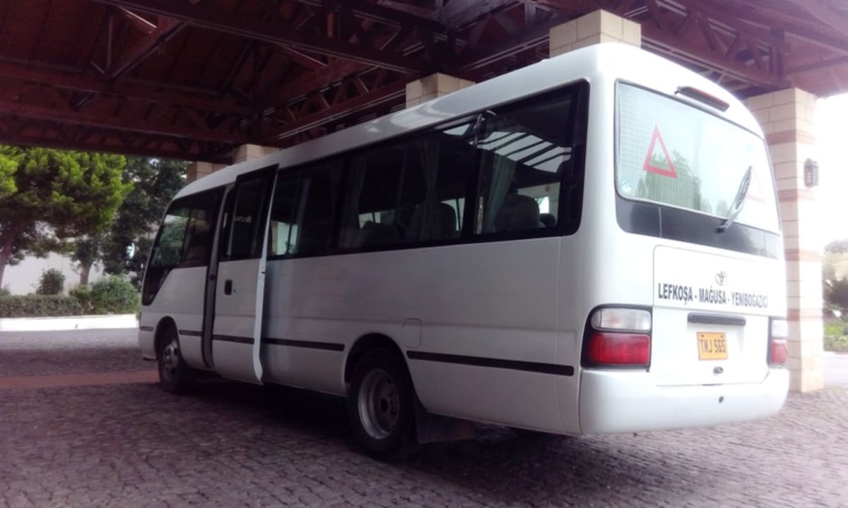 Shuttlebus, der täglich nach Famagusta fährt Salamis Bay Conti Resort Hotel & Casino