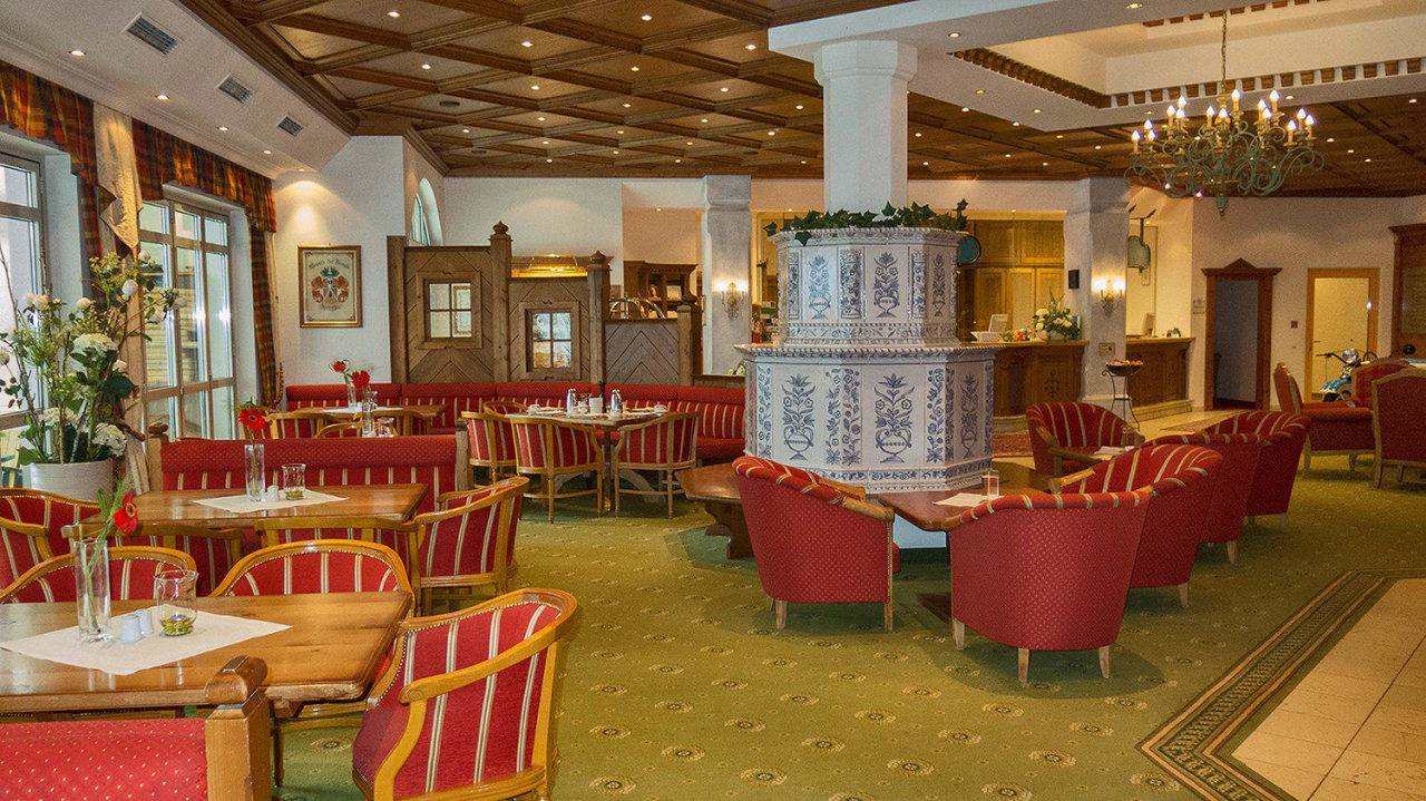 Lobby DAS EDELWEISS Salzburg Mountain Resort