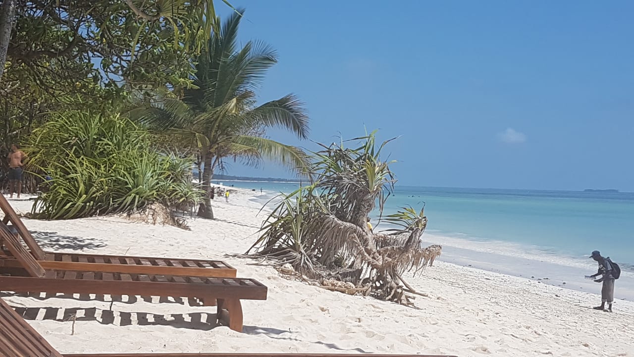 Strand Neptune Pwani Beach Resort & Spa